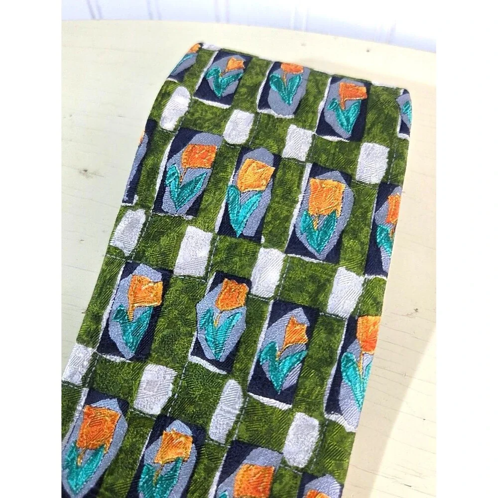 Ermenegildo Zegna Silk Tie Tulip Geometric Floral Pattern Made In Italy Designer